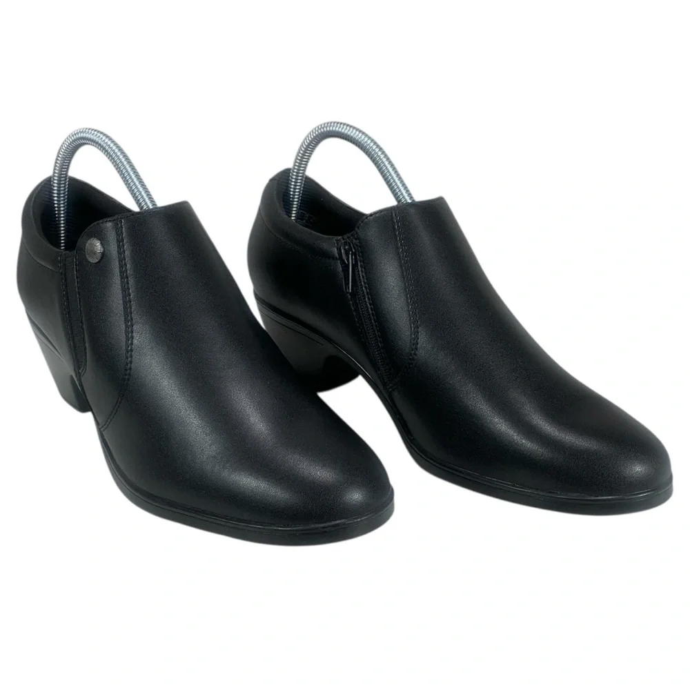 Clarks Collection Women’s 10M Black Leather‎ Heeled Slip-On Comfort Shoes